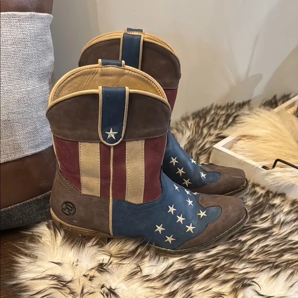 Roper Patriotic Western Boots with Stars and Stripes - Picture 3 of 8